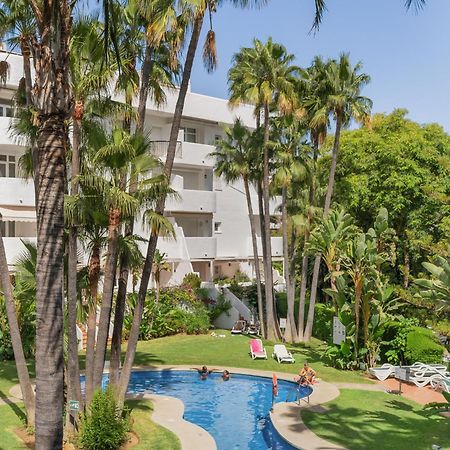 Апартаменты Marbella Real Seaside Экстерьер фото
