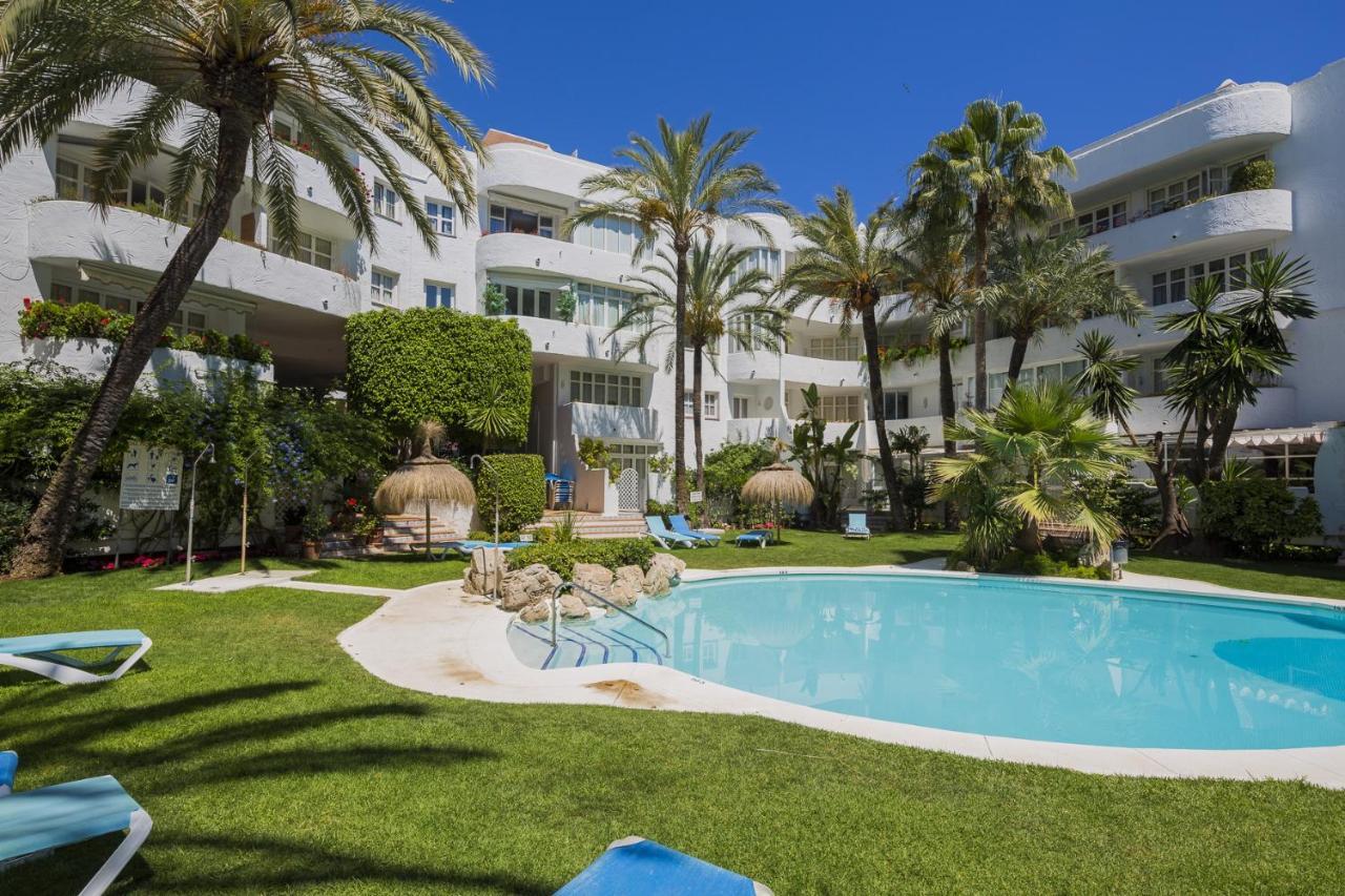 Апартаменты Marbella Real Seaside Экстерьер фото